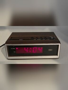 Tozaj Model No. 1585 Digital Alarm Clock.